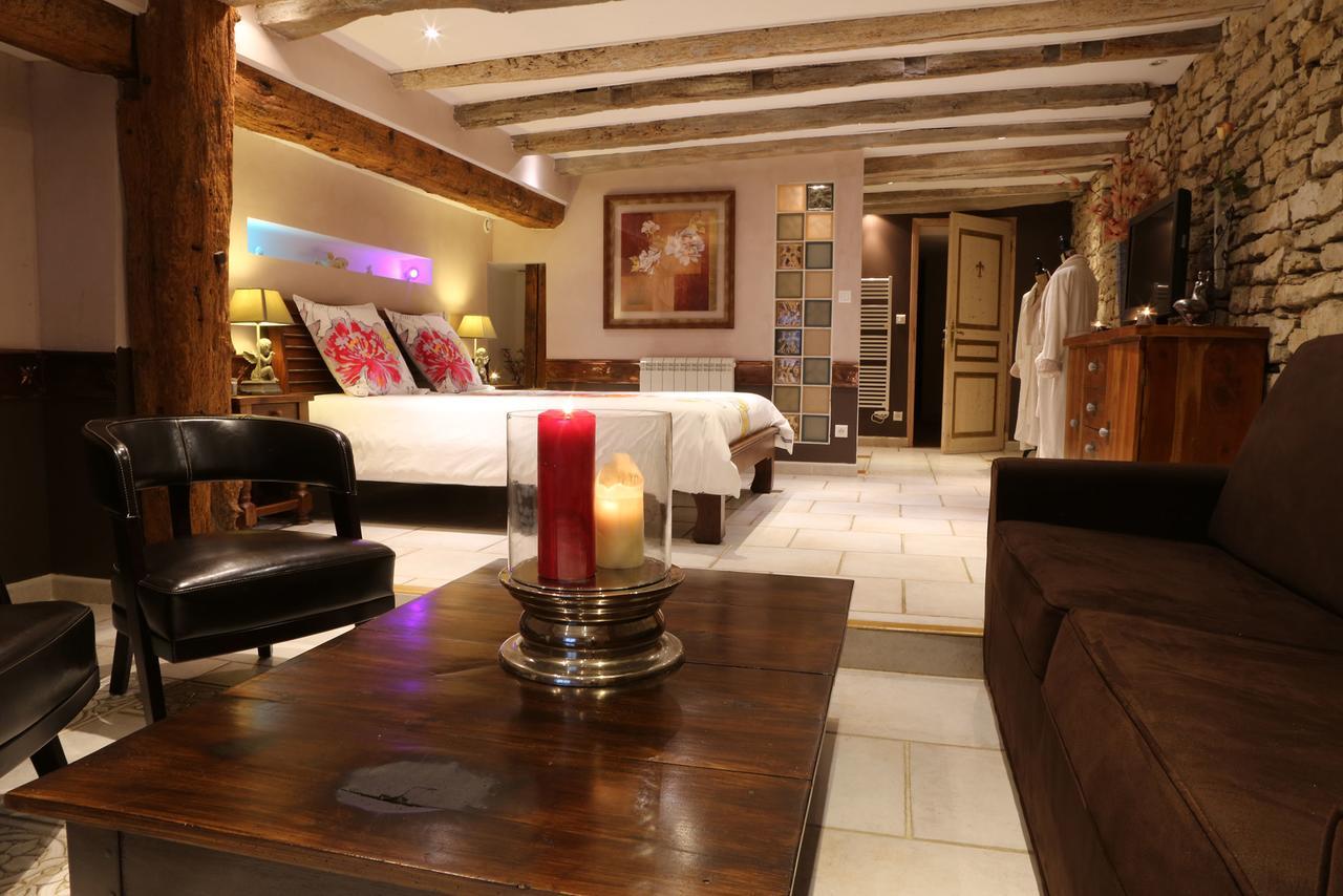 Chambres D'Hotes Le Repere Des Anges Et Spa Larnod ภายนอก รูปภาพ