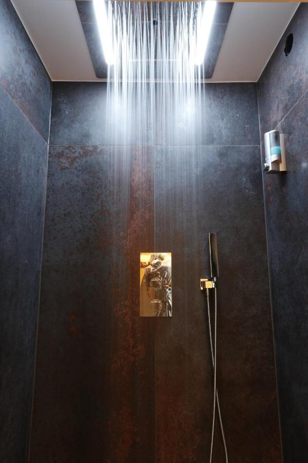 Chambres D'Hotes Le Repere Des Anges Et Spa Larnod ภายนอก รูปภาพ